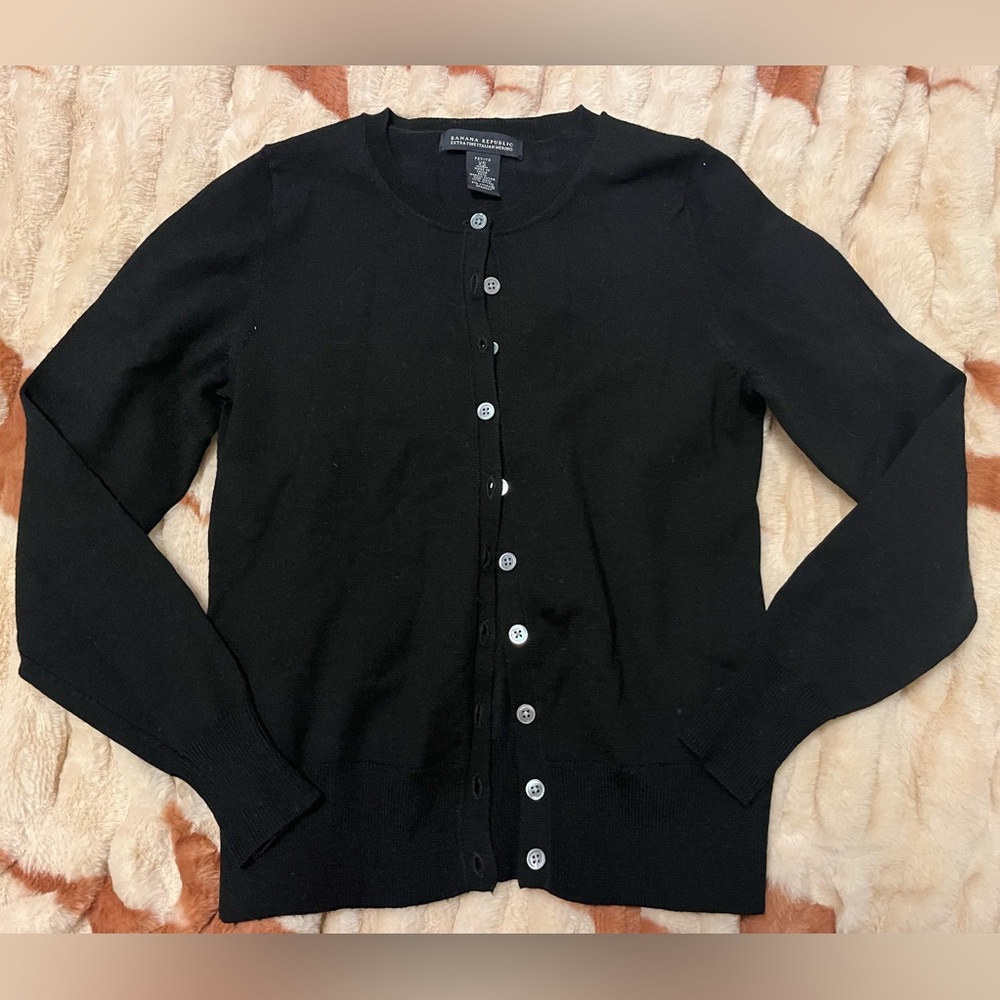 New Banana Republic Extra Fine Italian Merino Wool Cardigan